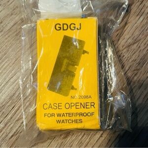GDGJ Case Opener for Waterproof Watches